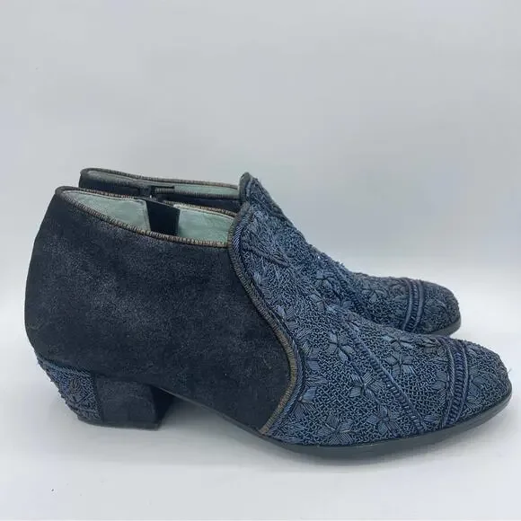 MEHER KAKALIA Queen Beaded Embellished Booties Blue